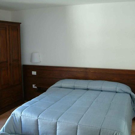 Agriturismo Les Hiboux 브루송 외부 사진